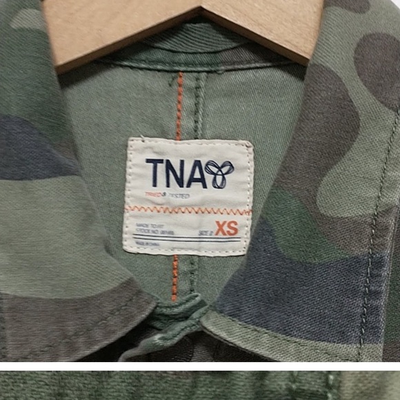 TNA camo jacket - Picture 2 of 3